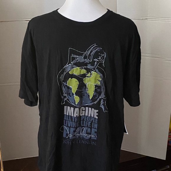 Designs Inspired by the Art of JOHN LENNON XL NWT - Picture 1 of 5